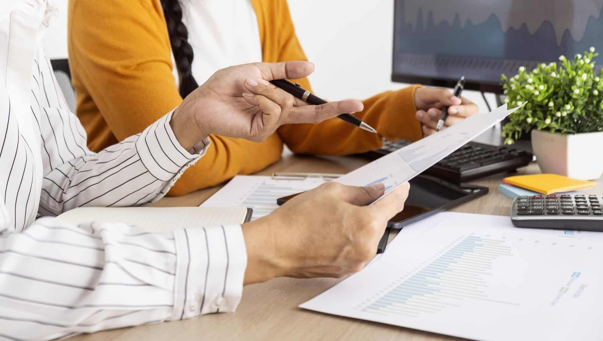 women working innovative project work scaled | Taxwise Australia | 08 6216 4309